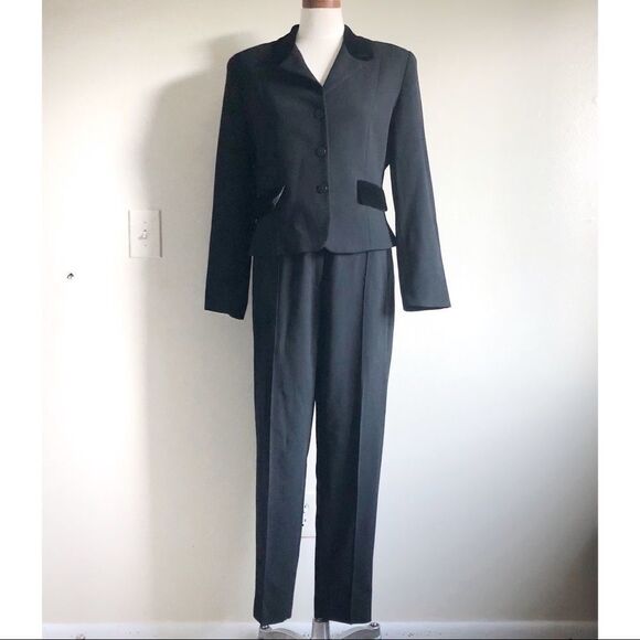 Vintage 80’s Burberry Black Blazer Pants Set 100% Wool - Picture 4 of 10